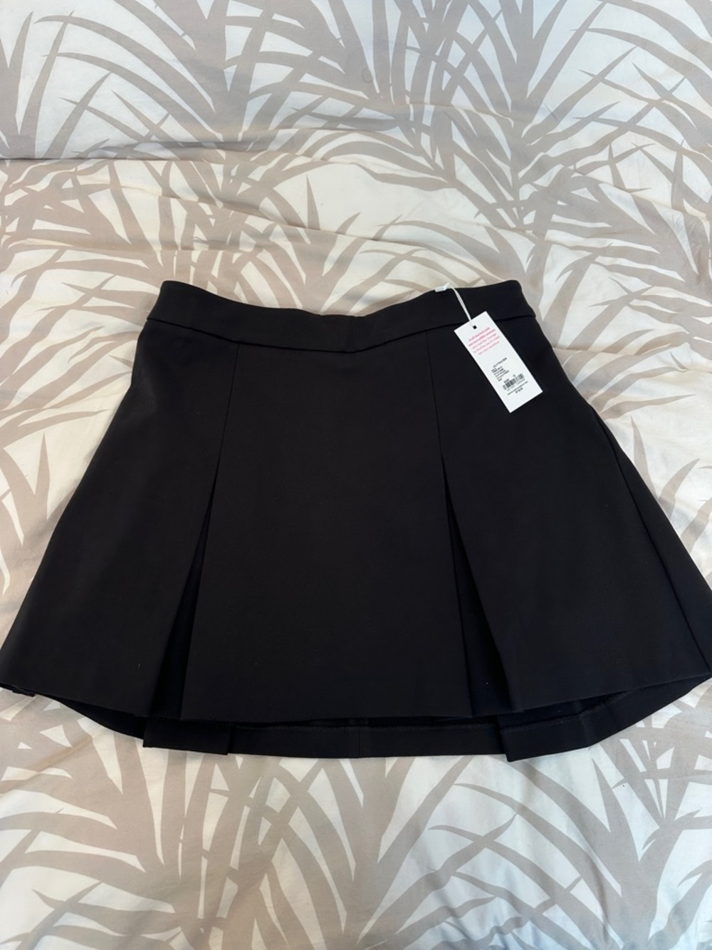 12 Lilly Pulitzer Delvey mini skort Black / Noir